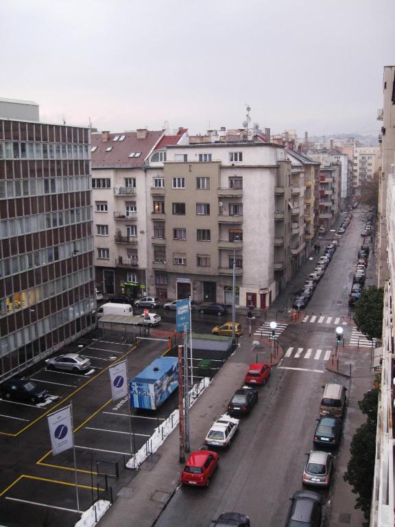 Apartments Leslie ブダペスト エクステリア 写真
