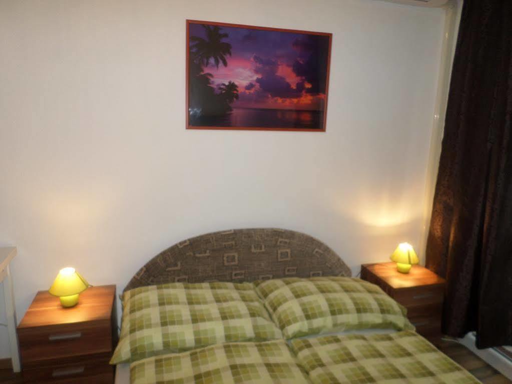Apartments Leslie ブダペスト エクステリア 写真