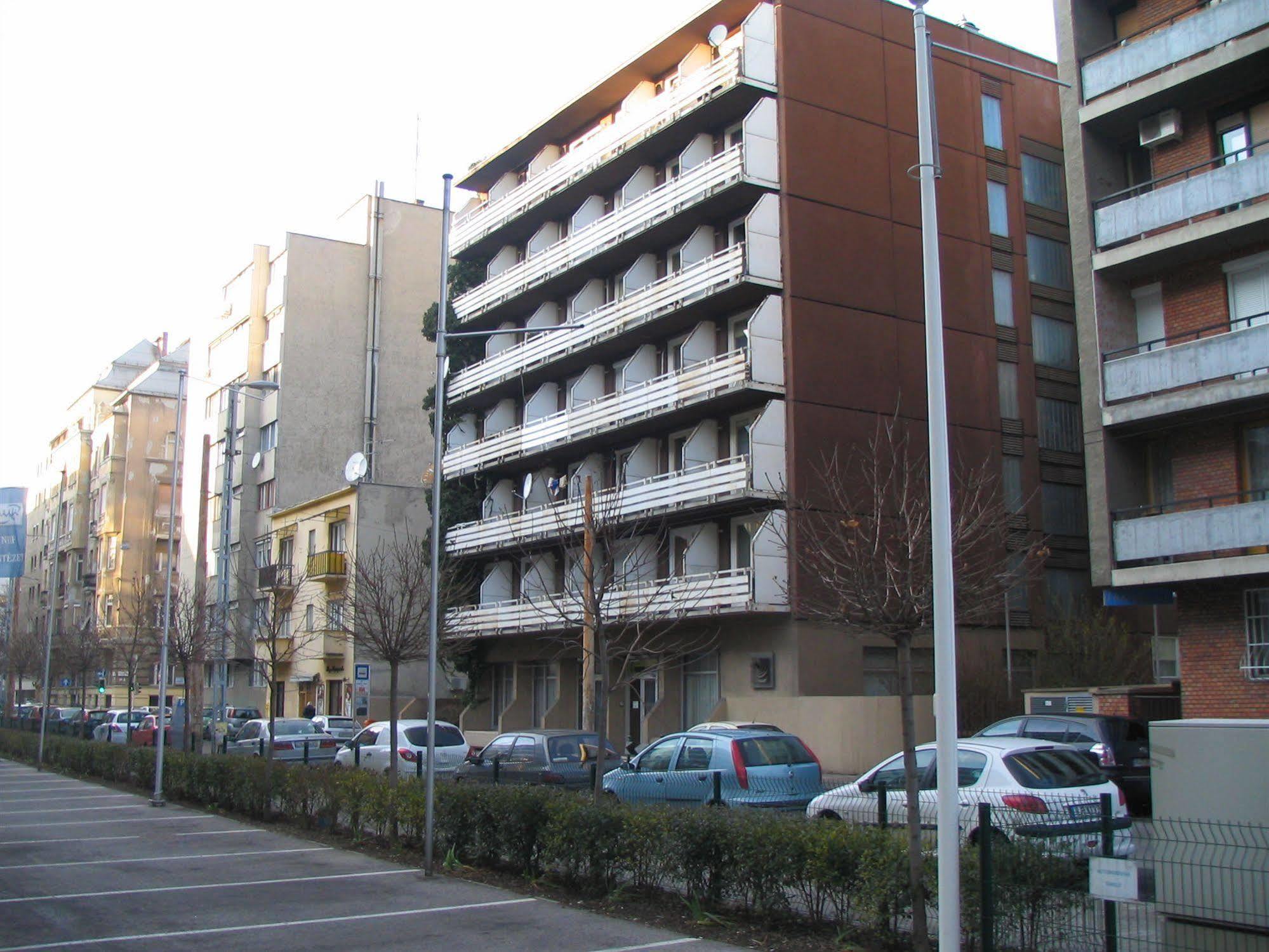 Apartments Leslie ブダペスト エクステリア 写真
